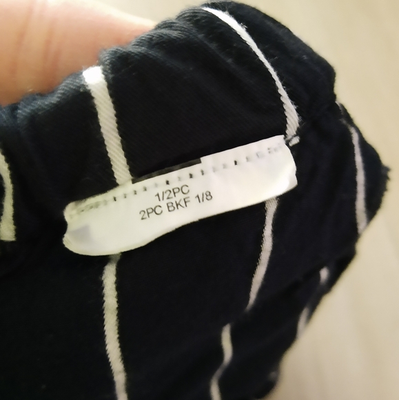 RVCA coverup casual shorts bundle - Picture 6 of 9